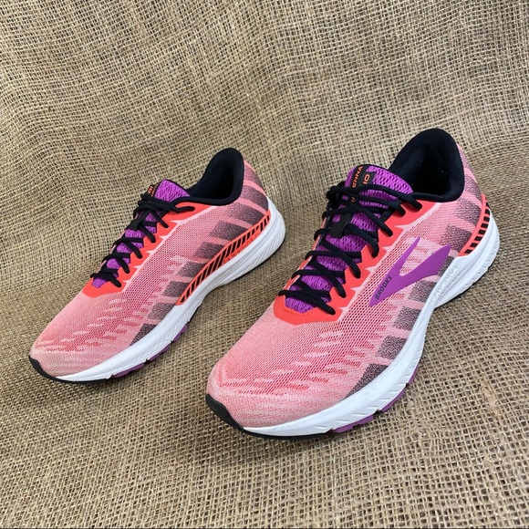 Brooks Shoes - 🛑SOLD🛑  Brooks Running Shoes Ravenna  Size 10.5